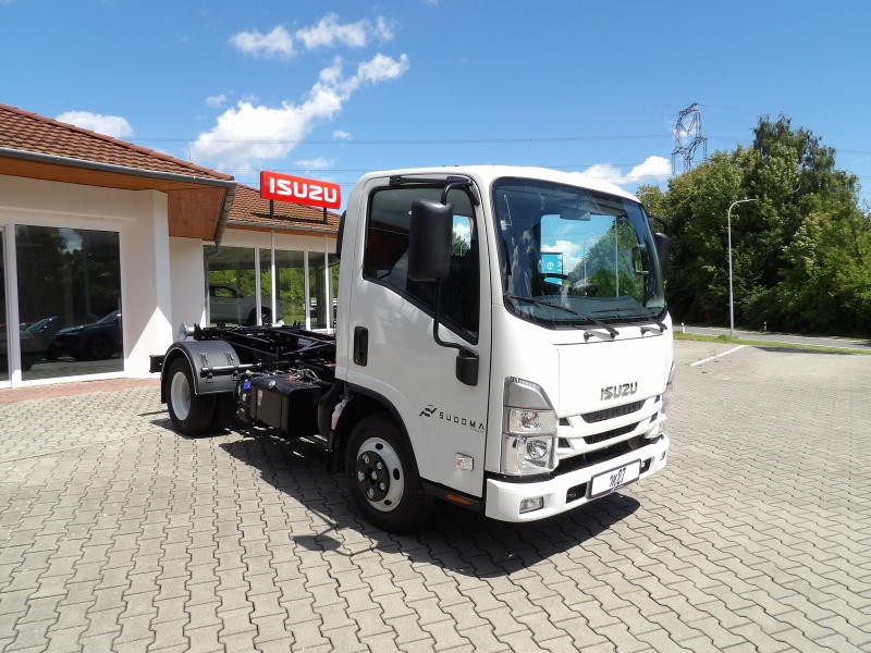 Isuzu M27 3,0L, hákový nosič kontejnerů Isuzu M27 3,0L, hákový nosič kontejnerů