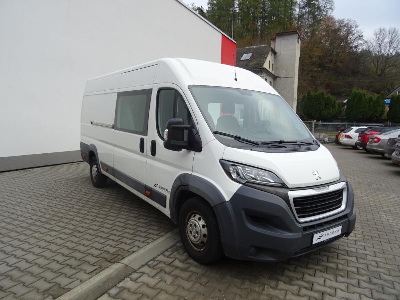 Peugeot Boxer L4H2 7 míst 2,0 BlueHDi 160k Peugeot Boxer L4H2 7 míst 2,0 BlueHDi 160k
