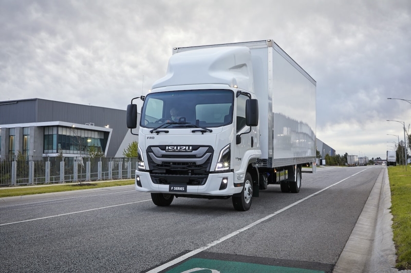 O ISUZU TRUCKS O ISUZU TRUCKS