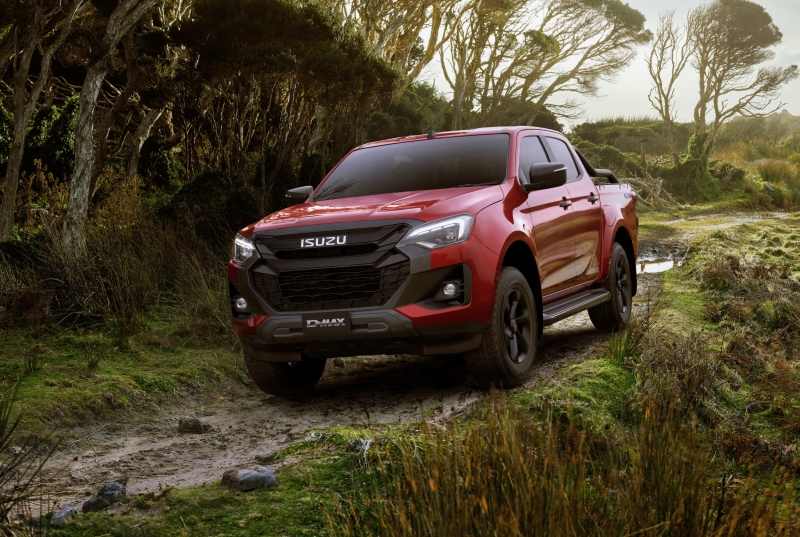 O ISUZU D-MAX O ISUZU D-MAX